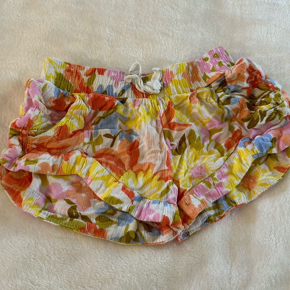 Billabong floral shorts